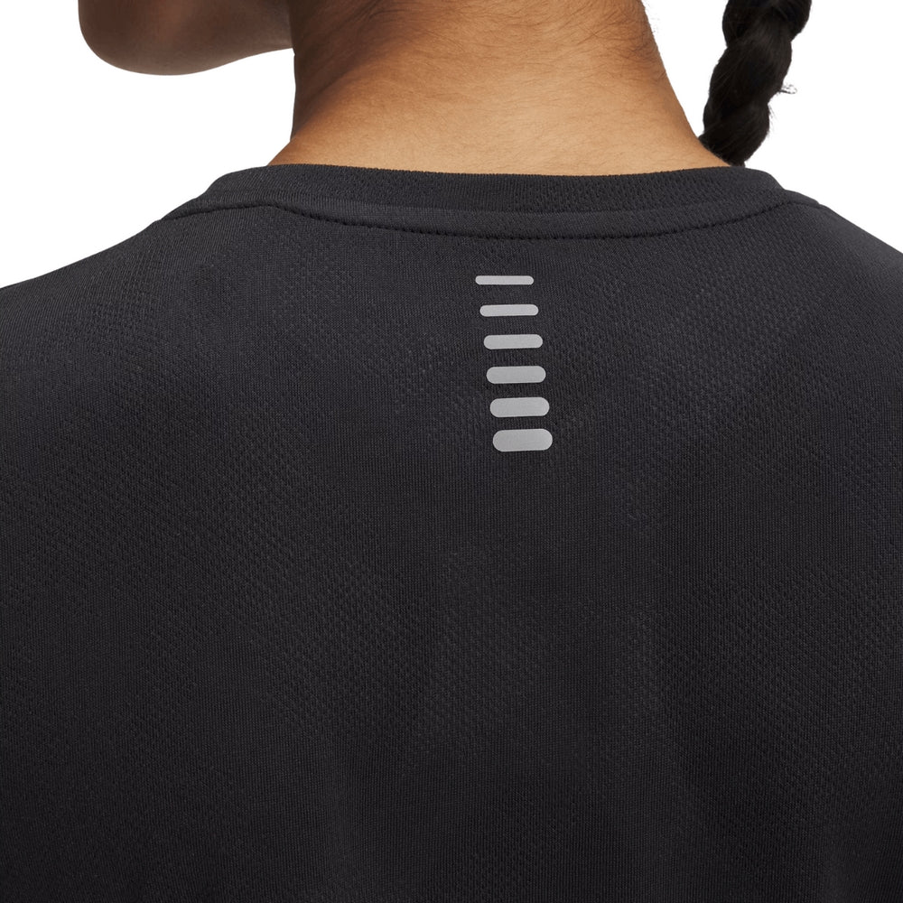 Remera Under Armour Ua Launch Jacquard Ss De Mujer
