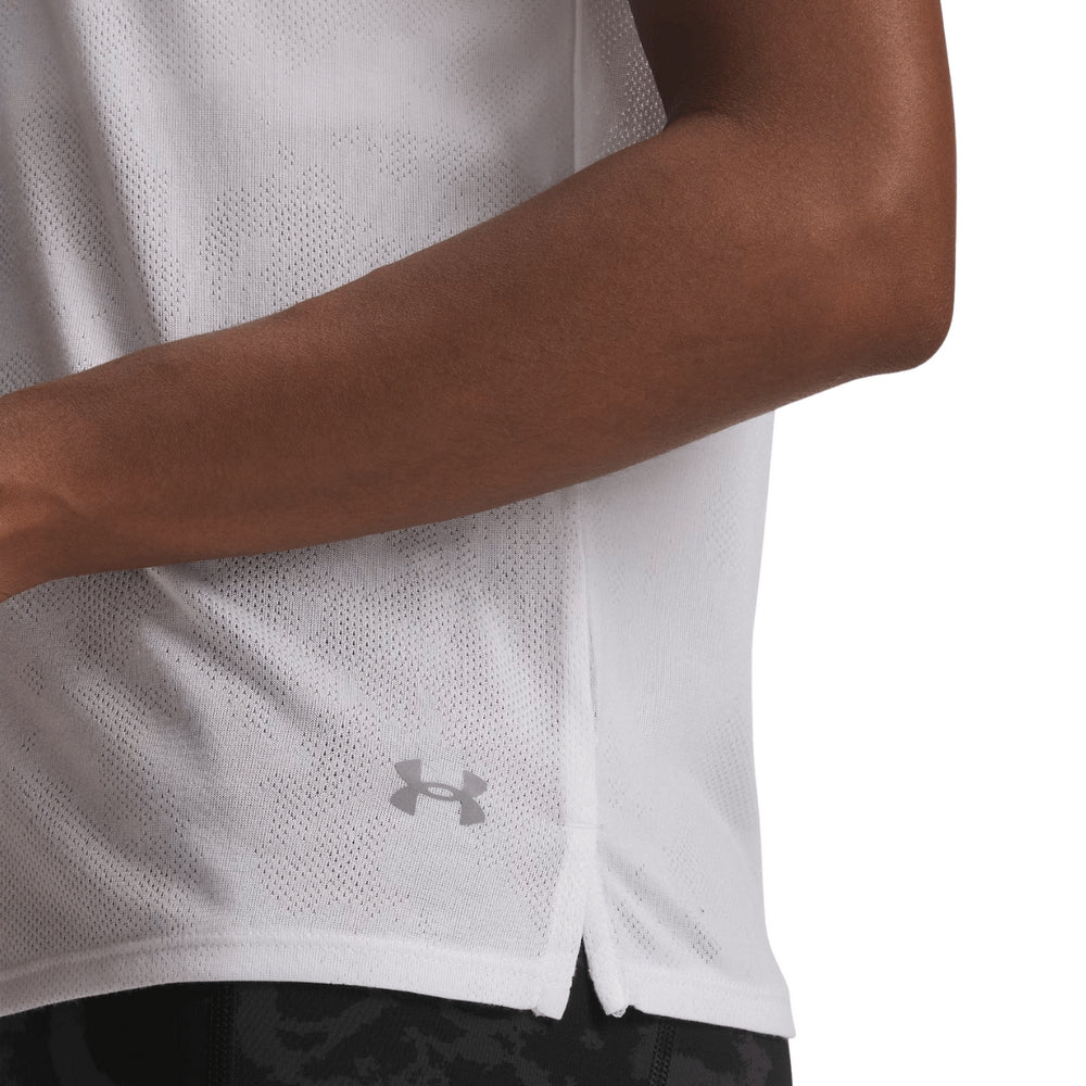 Remera Under Armour Ua Launch Jacquard Ss De Mujer