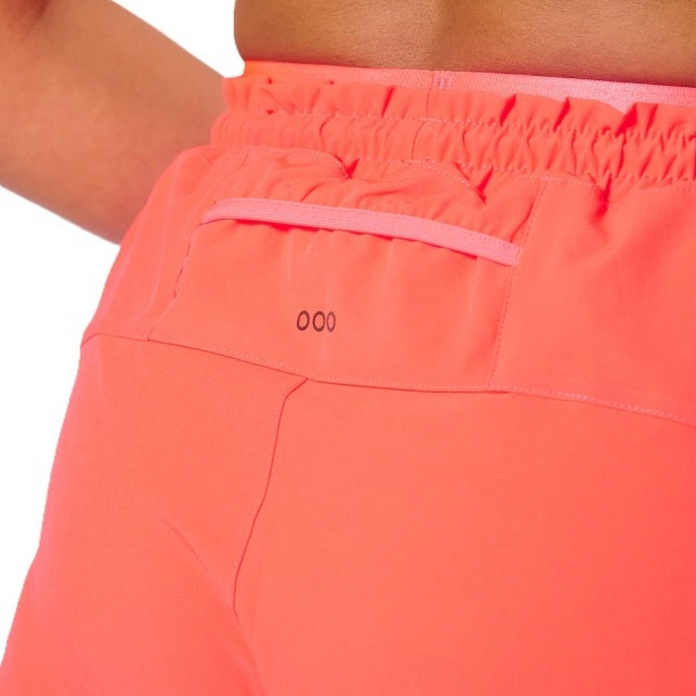Short-Saucony-Pinnacle-2-5-Short-R-W-De-Mujer#4