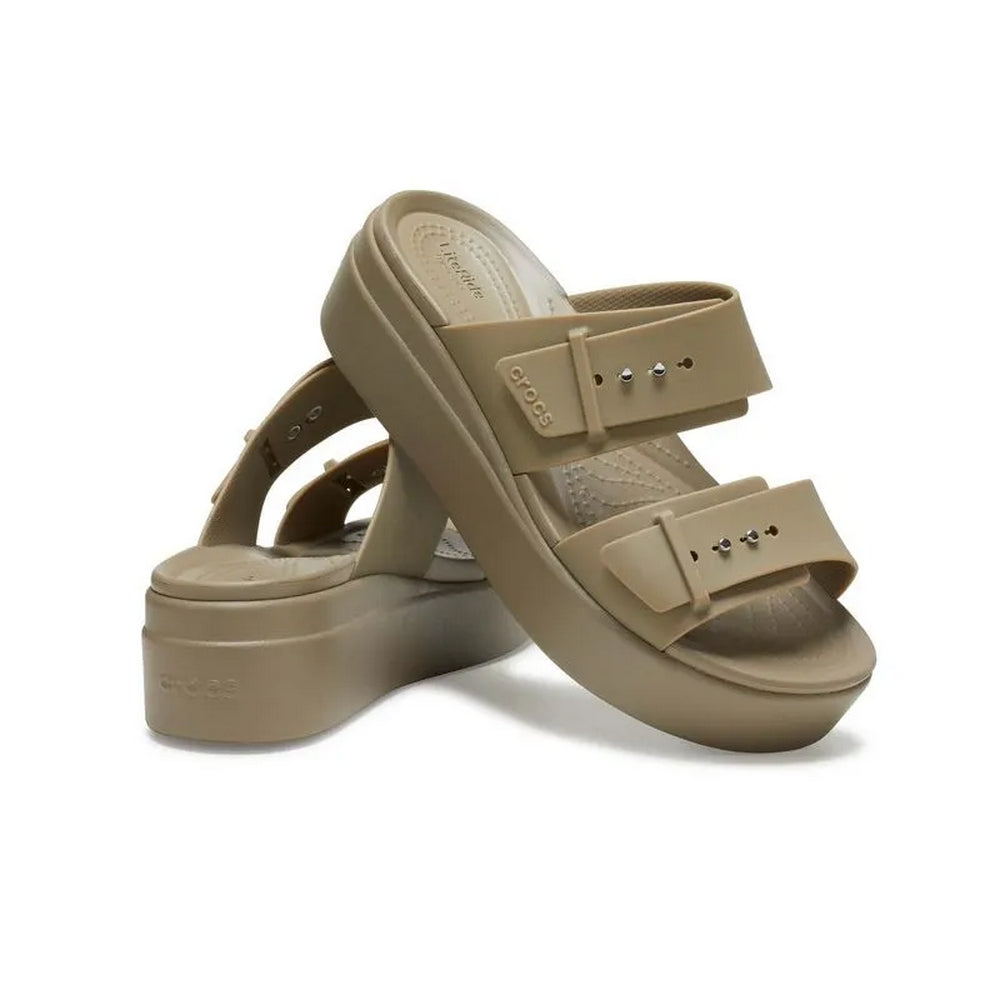 Sandalia Crocs Brooklyn Buckle Low Wedge De Mujer