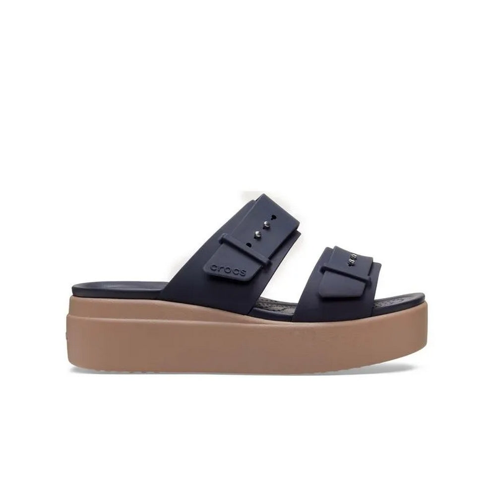 Sandalia-Crocs-Brooklyn-Buckle-Low-Wedge-De-Mujer#1