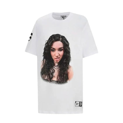 Remera Reebok T-Shirt Cover Face - Mb Mujer